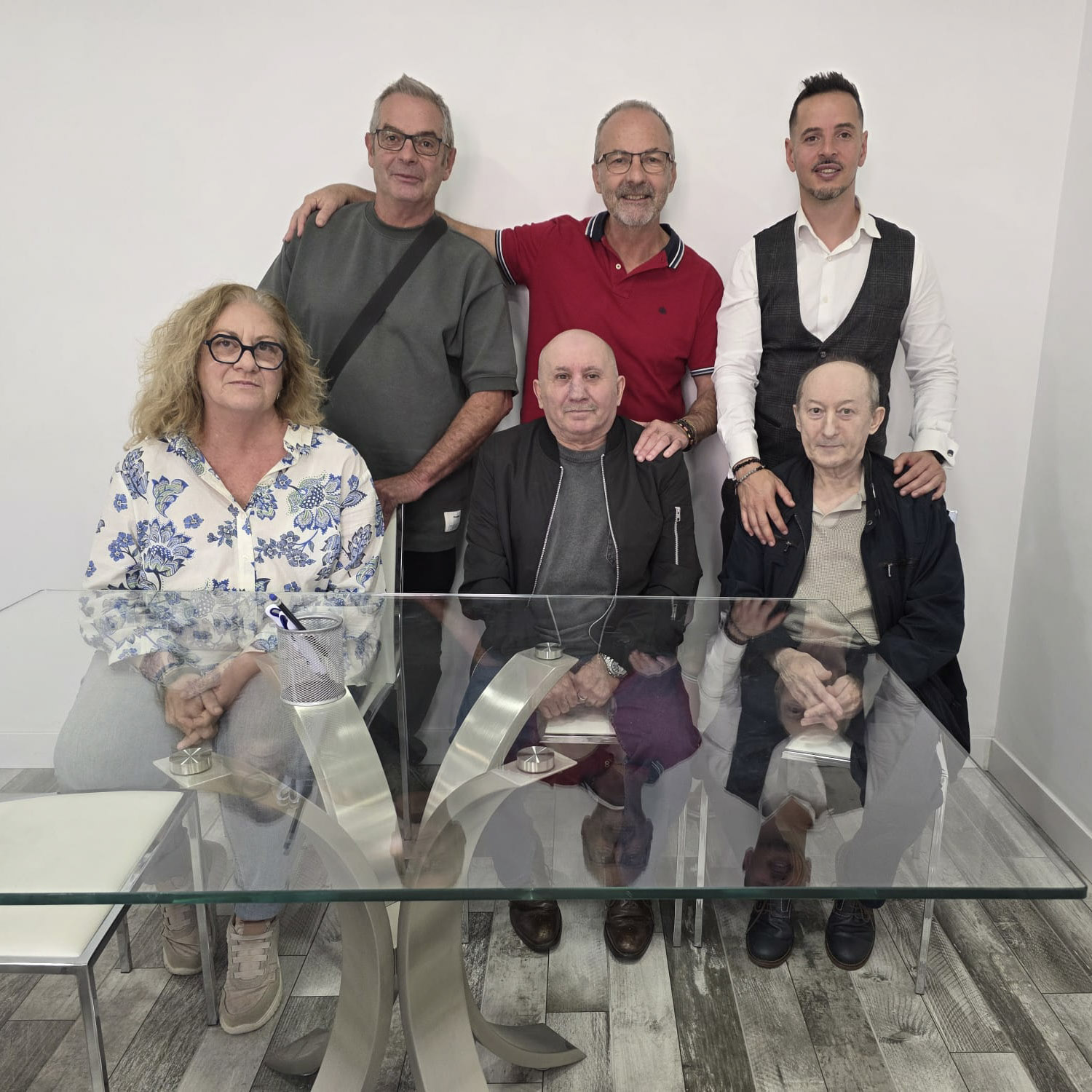 6-a847adb3-19f6-4fd2-ac5d-542945503d4c